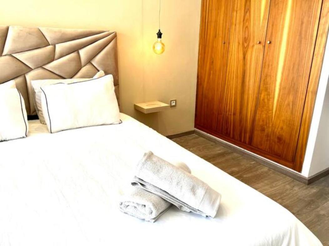 Pearl 17 - New & Chic In The Heart W/balcony