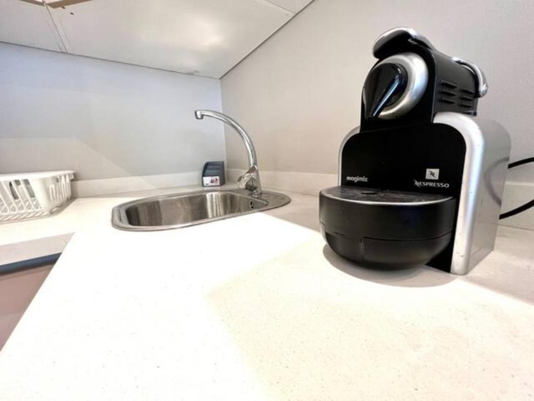 Apartamento Pearl 17 - New & Chic In The Heart W/balcony Casa Blanca